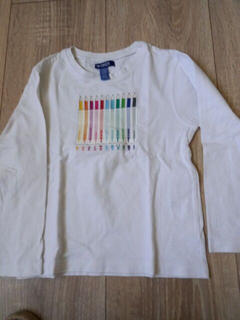 Tee-shirt manches longues blanc marque Okaidi taille 4 ans Villiers (86)