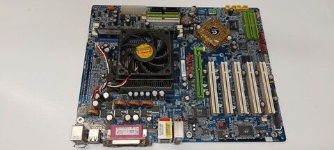 C. Mère GIGABYTE K8NS Pro+AMD Sempron 3000+ à 1,8 Ghz+Mém. 20 Cellule (63)