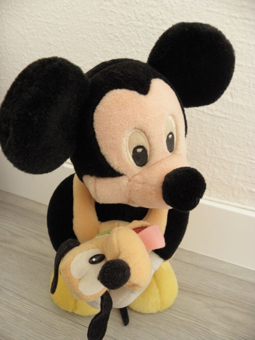 Mickey avec Pluto Disney VINTAGE 