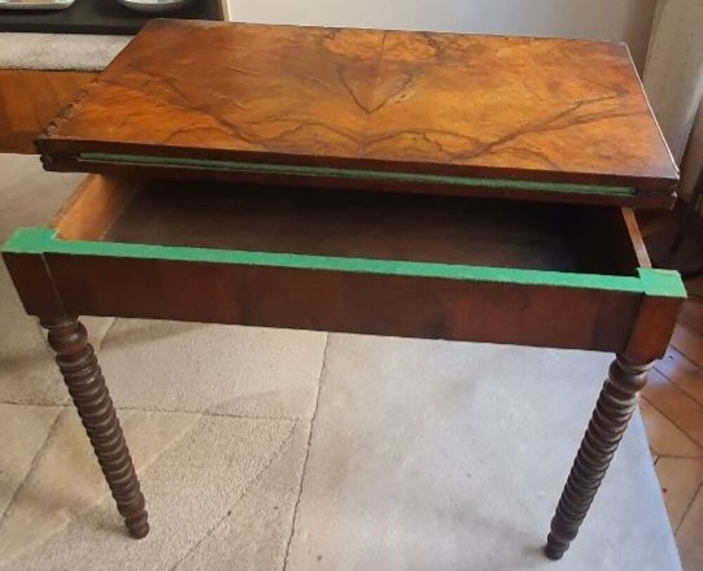 table de jeux ancienne Meubles