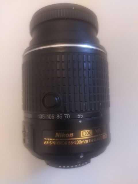 zoum 55/200  1:5_56G ED VR2 
70 Fr�jus (83)