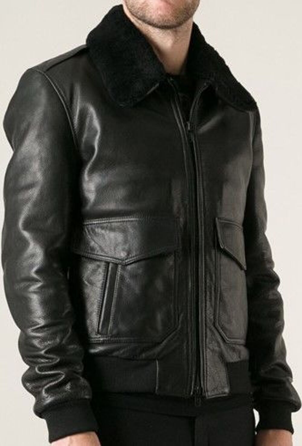 Blouson noir - v&eacute;ritable cuir - neuf - tr&egrave;s joli design - Vêtements