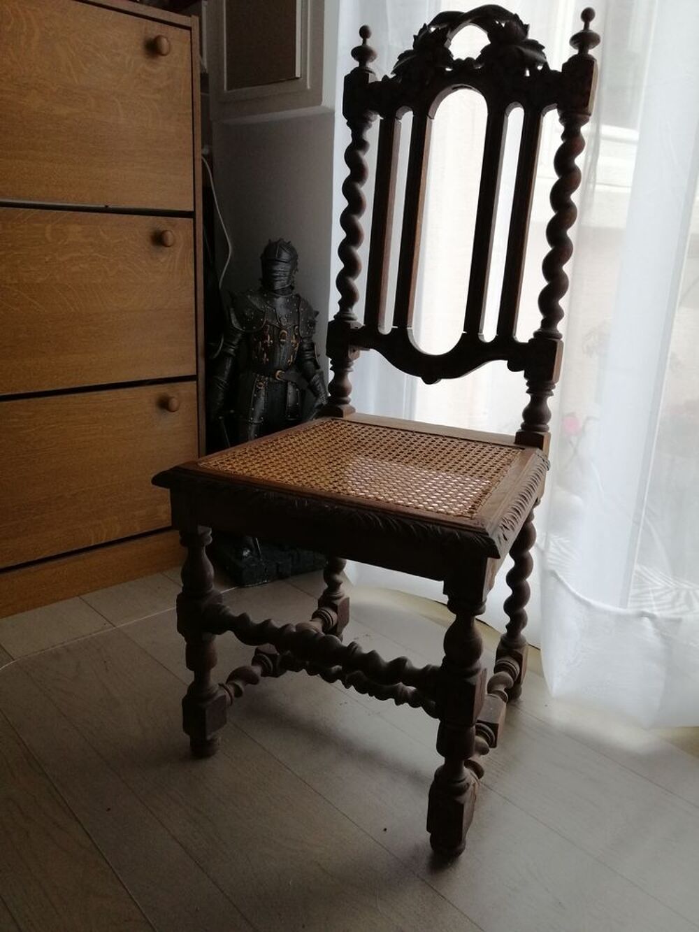 6 chaises Henri II ! Meubles