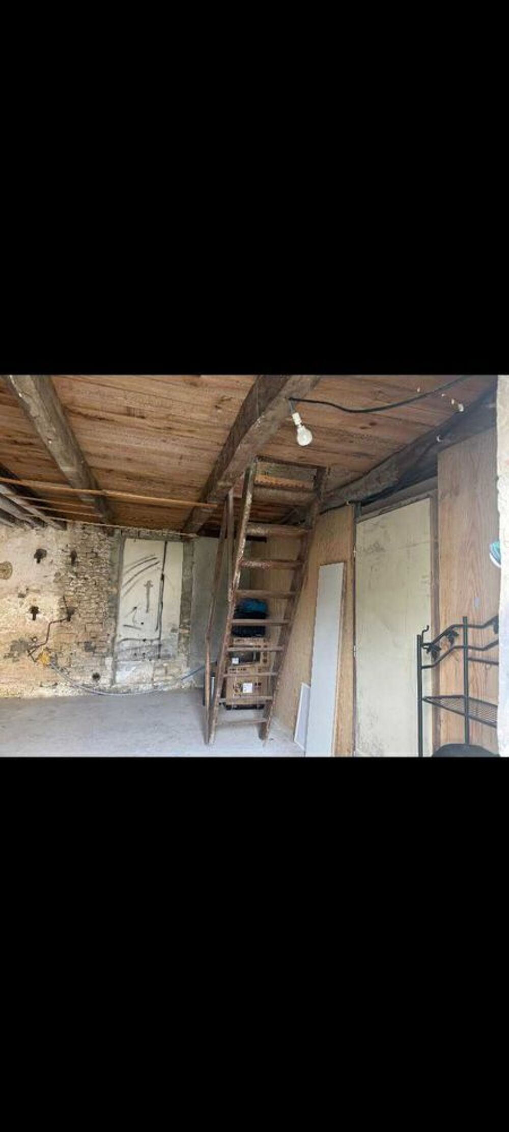 Location Remise/Grange ***Box à   louer*** Anais
