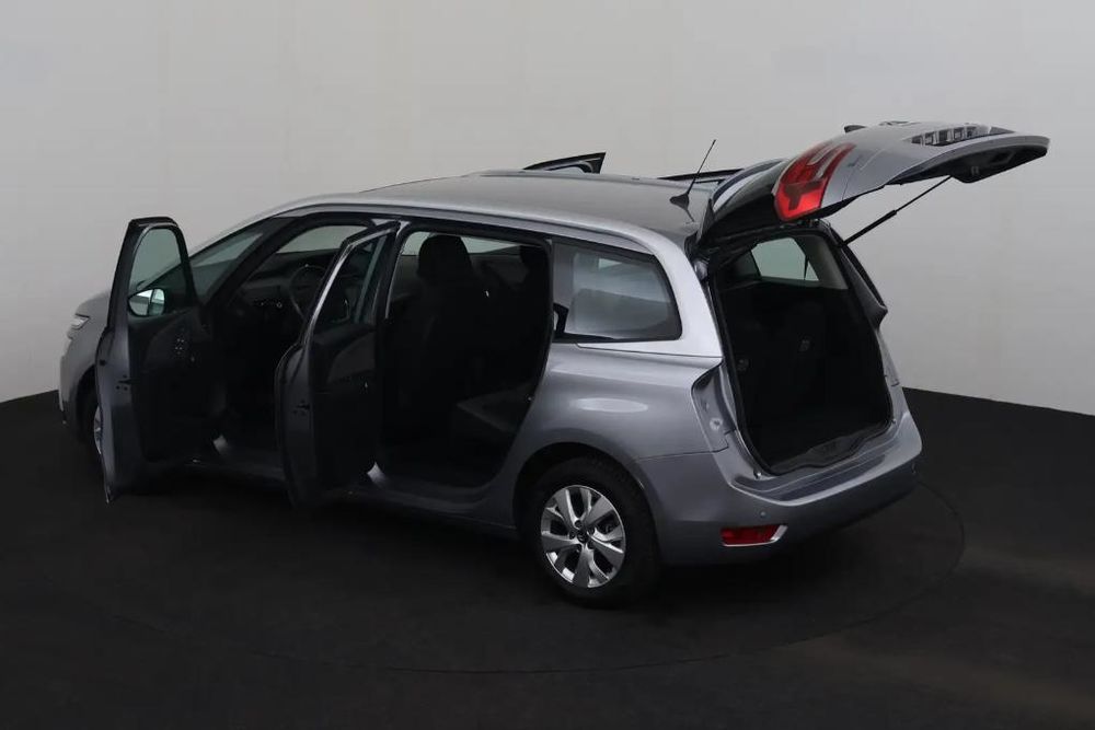 C4 Spacetourer CITROEN C4 GRAND SPACETOURER 1,2L 131cv EAT8 FEEL 7 PLACES 2022 occasion 55100 Verdun