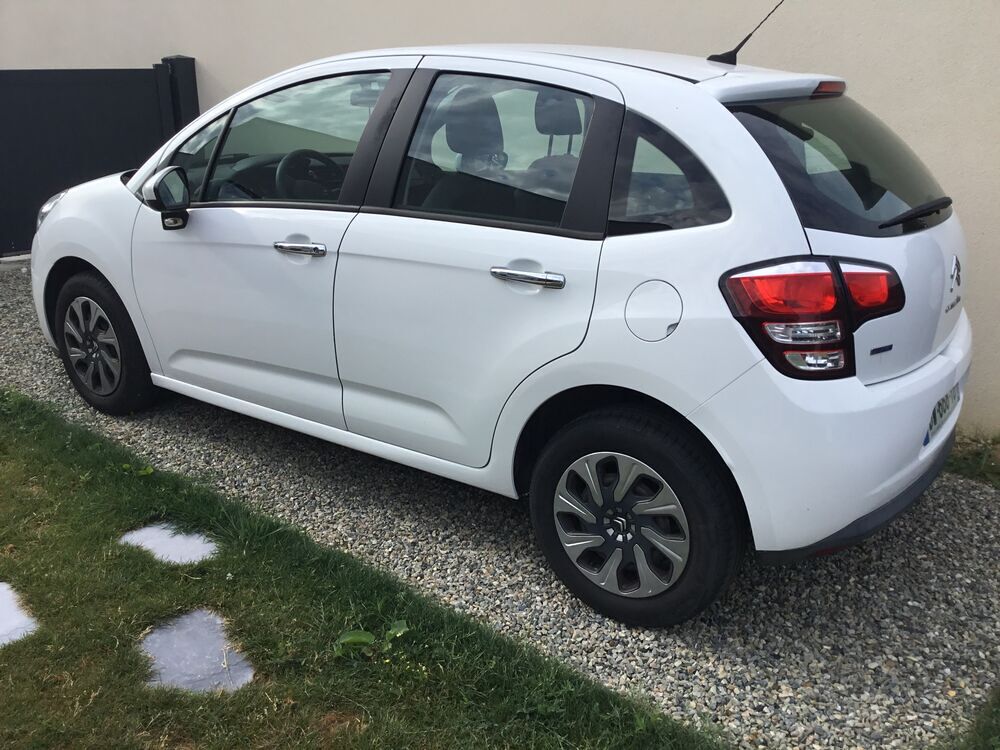 C3 BlueHDi 100 79g Confort Business 2015 occasion 53230 Coss&eacute;-le-Vivien