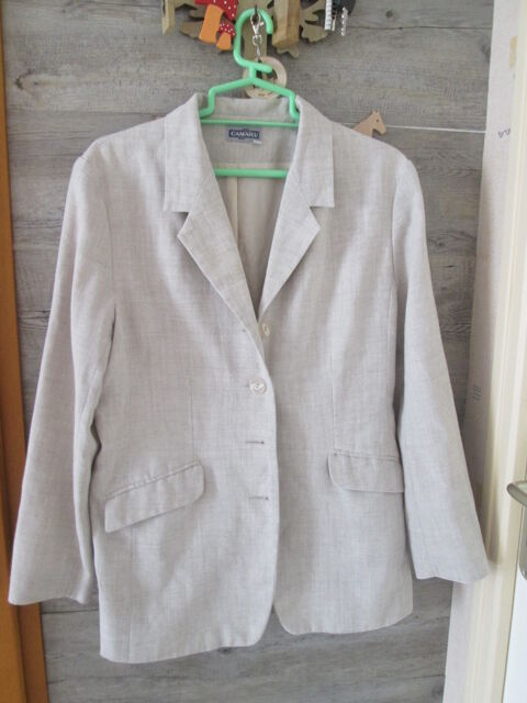 Veste blazer femme beige Camaieu taille 3 11 Chauriat (63)