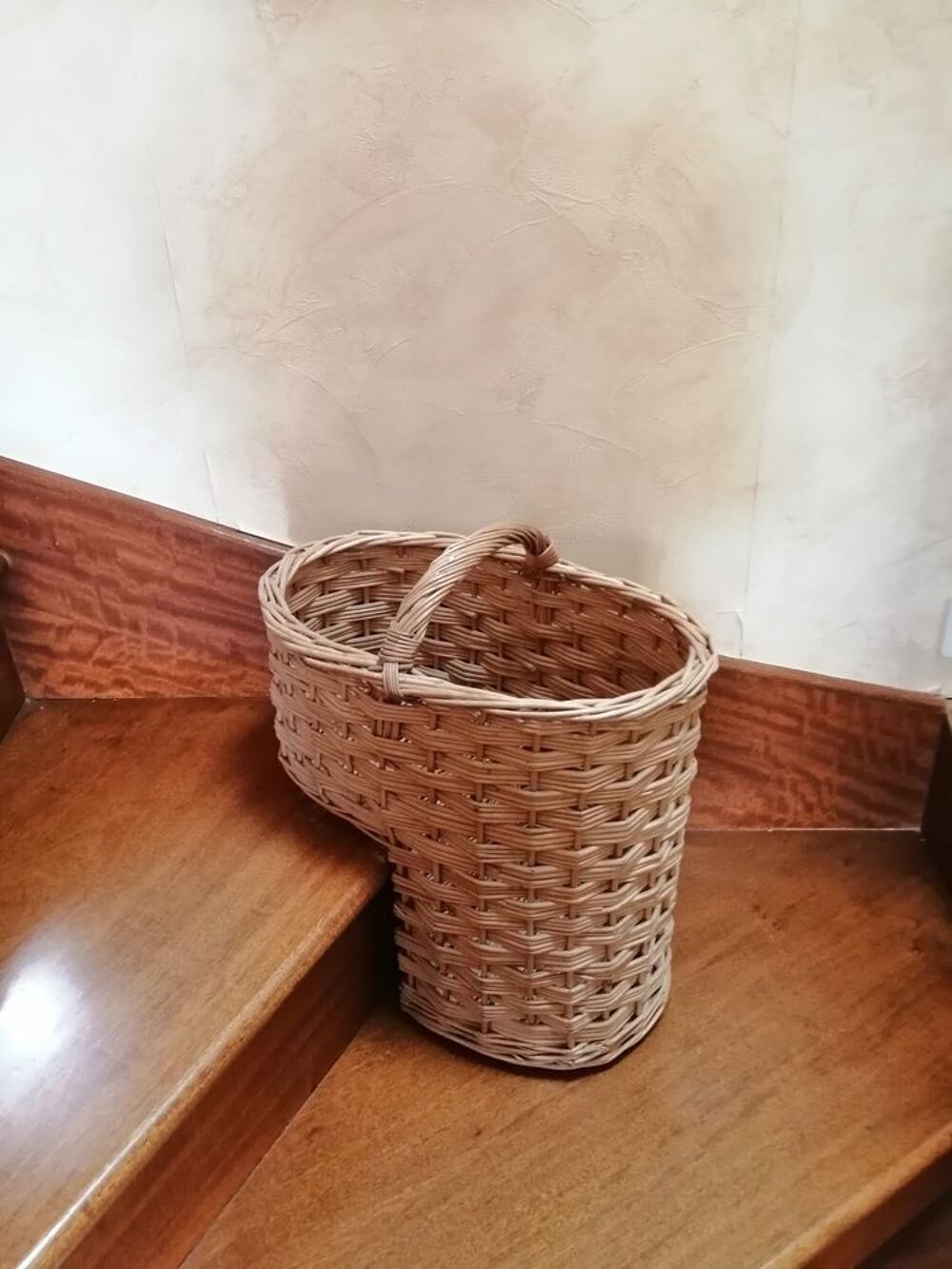 panier osier pour escalier
tbe Décoration