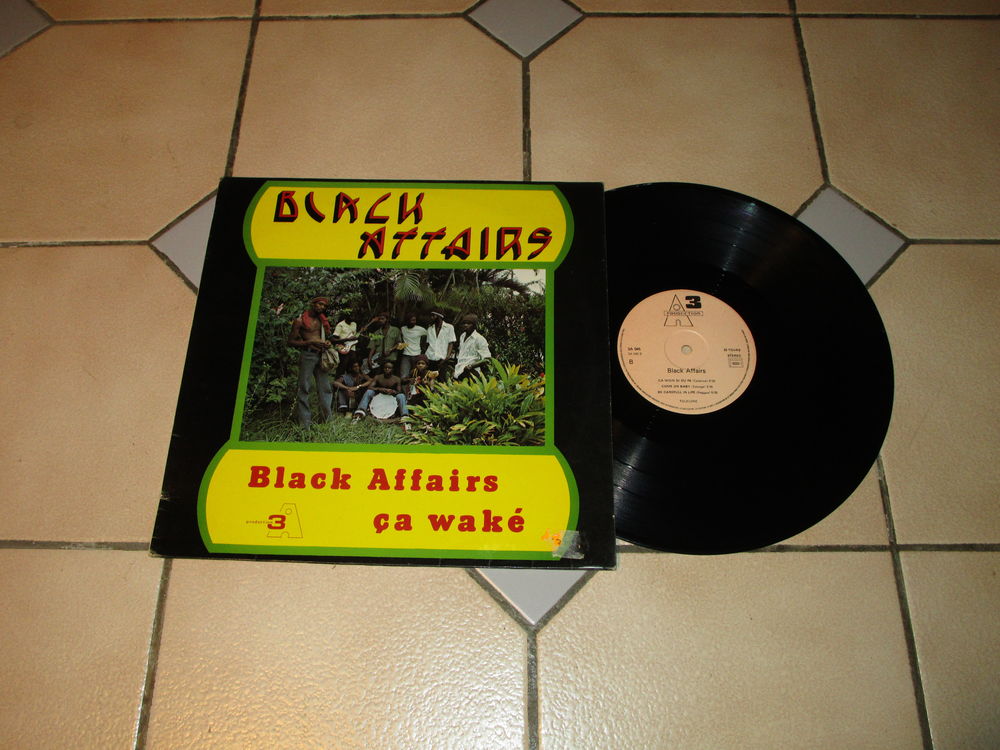 VIEUX VINYLE 1976 "BLACK AFFAIRS" CA WAKE CD et vinyles