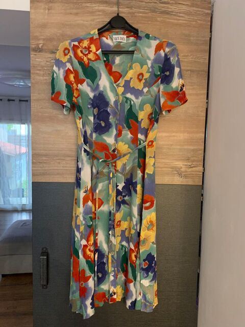 Robe d' été vintage avec ceinture      Nice Da 10 Saleilles (66)