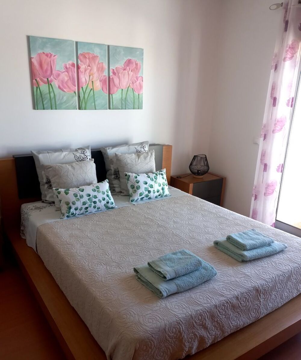   10 minutes à pied de la plage, 3 chambres, 6 personnes Portugal, Porches/Armação de Pera