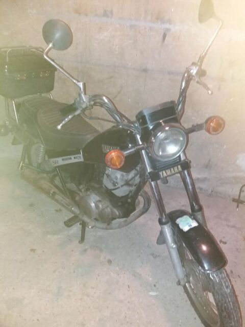 Moto YAMAHA 1982 occasion Montreuil 93100