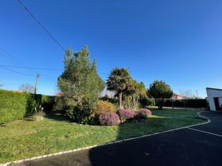  Terrain  vendre 750 m Les lucs-sur-boulogne