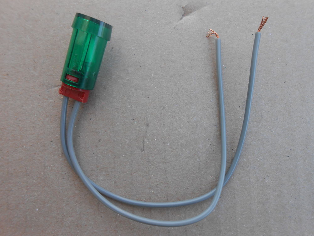 VOYANTS VERTS 240 VOLTS (109) Bricolage