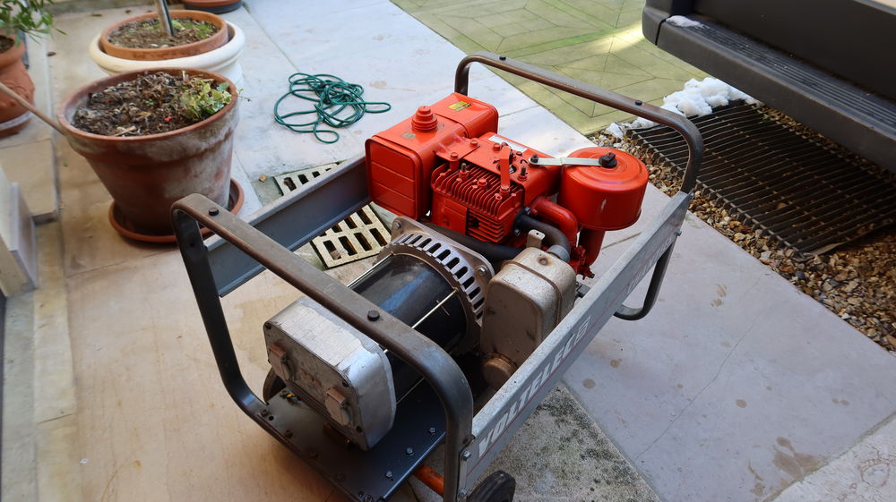 GROUPE ELECTROGENE MOTEUR ESSENCE Bricolage