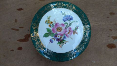 bonbonnire Limoges A.C. or vert meraude fleurs 17 Roquefort-les-Pins (06)