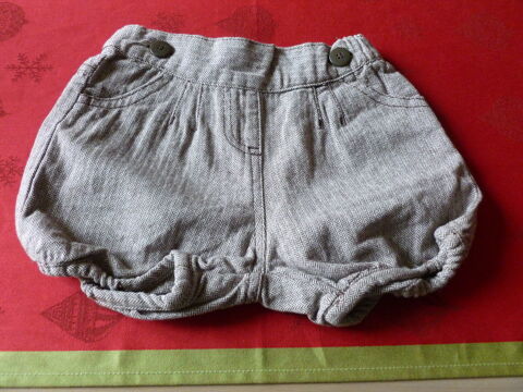 Short 2 Thiais (94)