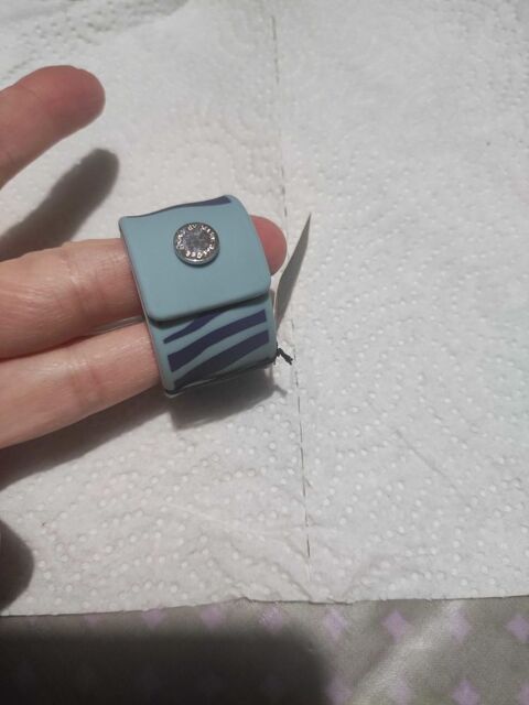 Bracelet en silicone Marc By Marc Jacobs 55 Verneuil-sur-Seine (78)