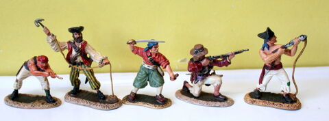 Cont� Collectibles 54mm metal s�rie pirates 1 100 Issy-les-Moulineaux (92)