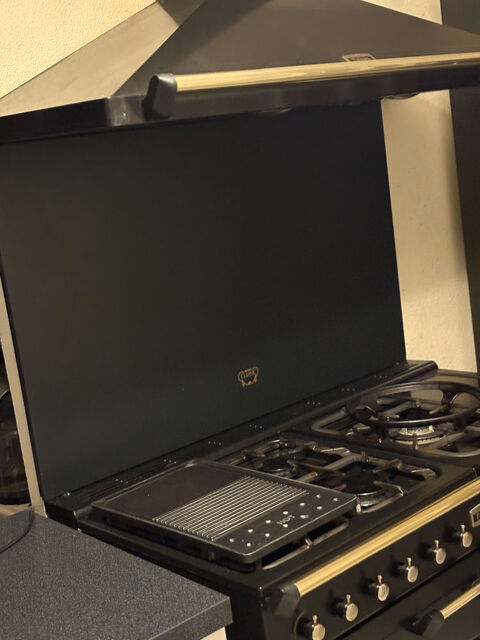 Cuisini�re  piano  Falcon Classic 110 noir mat cuivr�e. 2000 Valleiry (74)