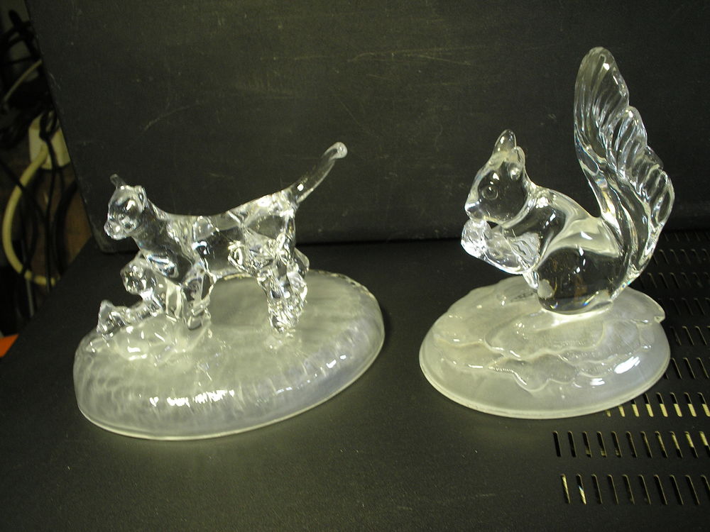 Chat et &eacute;cureuil en verre Décoration