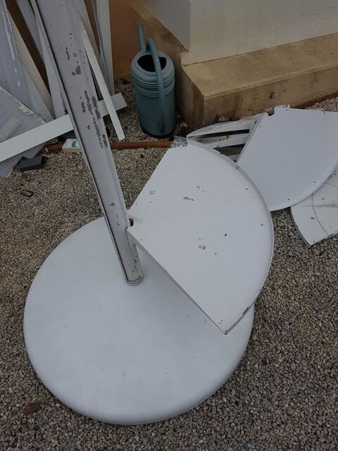Porte plantes professionnelle 160 Vaux-sous-Aubigny (52)