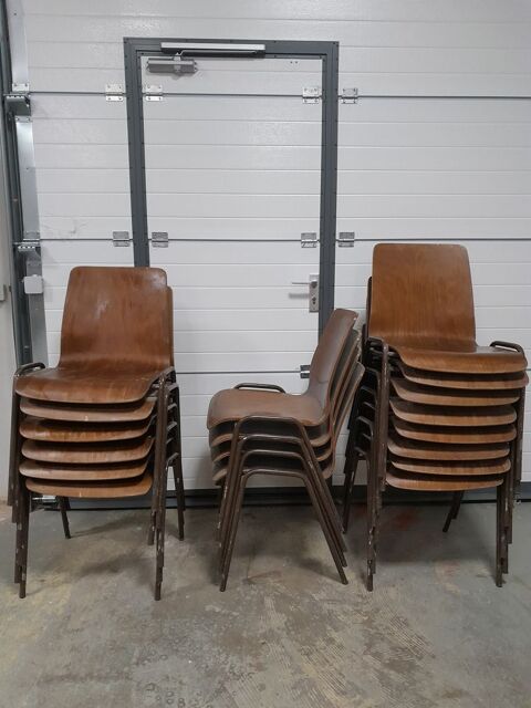 Lot de 10 chaises style vintage scandinave anciennes série 375 Colmar (68)