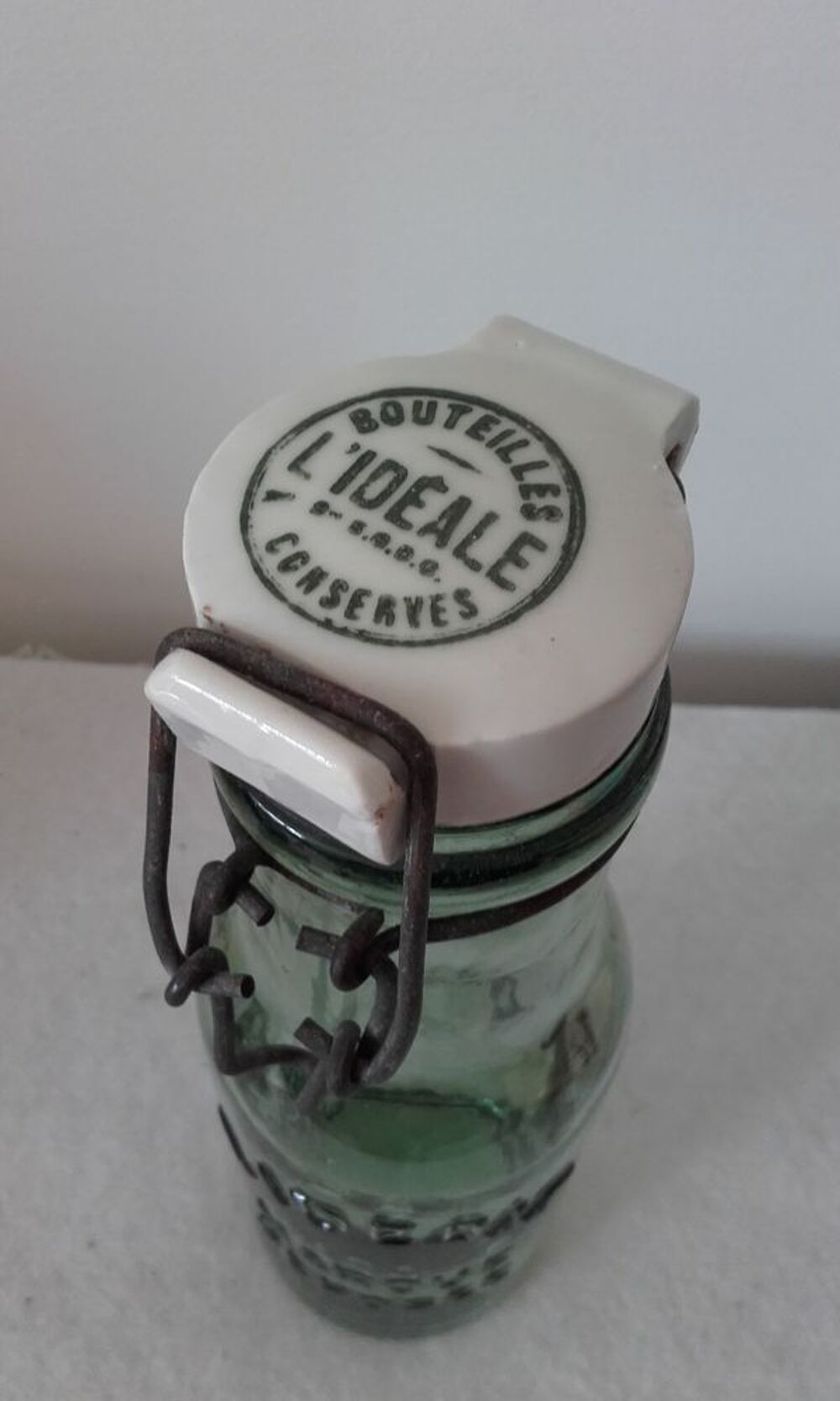 Ancienne bouteille verre de conserve L'id&eacute;ale 