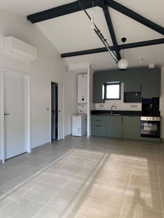 Appartement à louer 2 pièces 45 m²