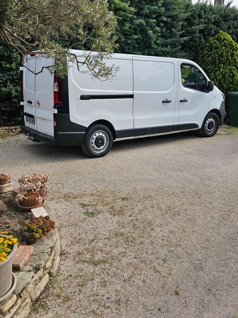 Opel Vivaro VIVARO CA 2700 C1 2.0 CDTI 115 CH EURO4 PACK CLIM 2019 occasion Robion 84440