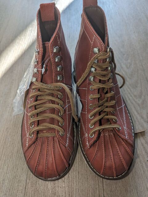 ADIDAS SUPERSTAR BOOT NEUVES 80 EUROS 0 Talence (33)