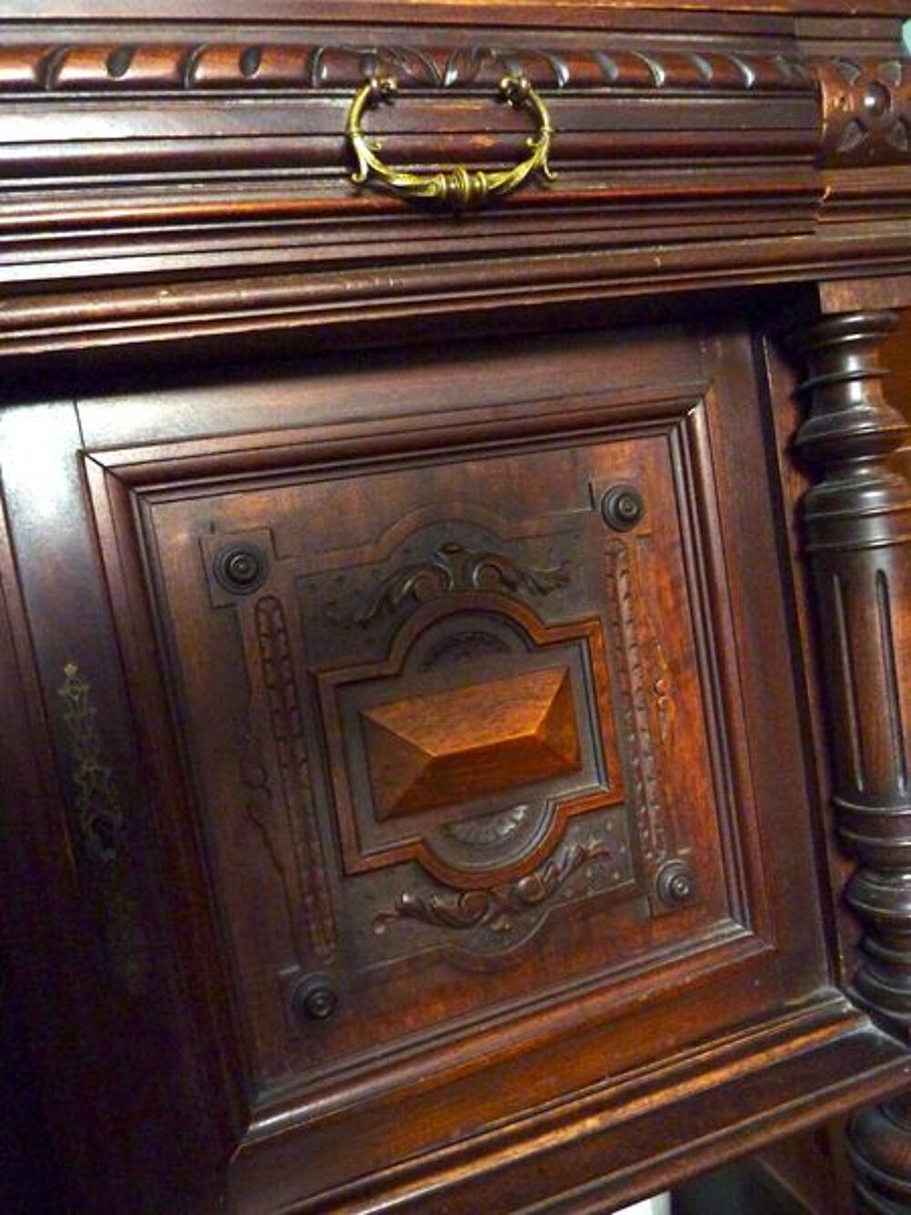 Buffet-vaisselier ancien Meubles