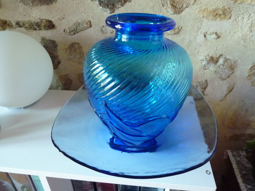 Ensemble Vase et coupe en verre bleu Décoration