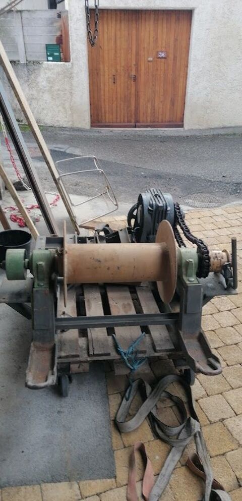 treuil puissant 790 Faverges (74)