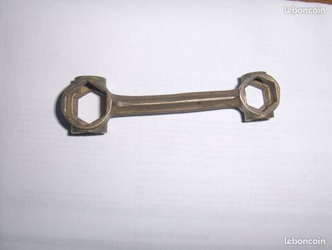 Ancienne clef de v�lo de marque Radsport --($)
5 Sauchy-Cauchy (62)