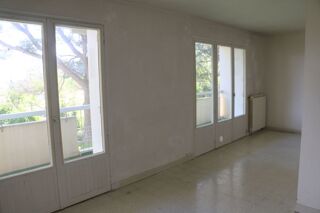  Appartement � vendre 3 pi�ces 68 m� N�mes