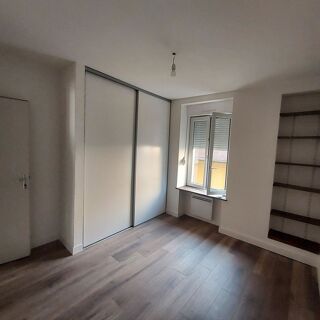  Immeuble à vendre 106 m² 