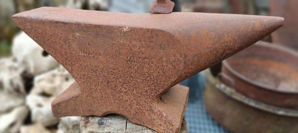 Diverses enclumes Bricolage