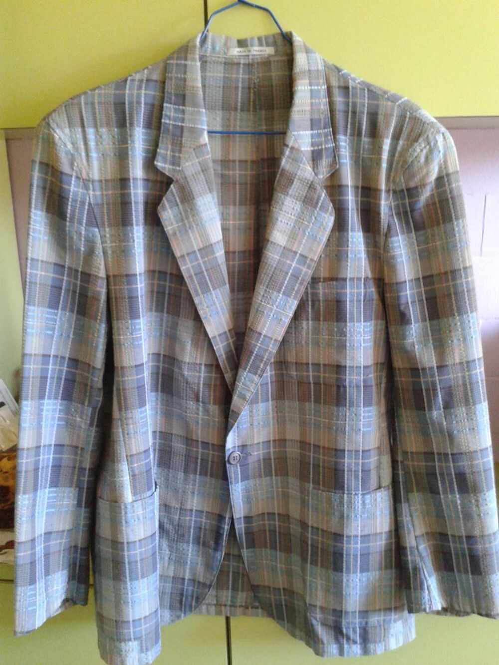 veste &agrave; carreaux taille XL Vtements