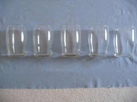 5 verrines ou petits verres - Neufs 10 Celles-sur-Belle (79)