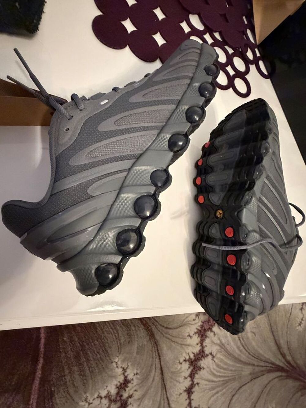 nike aire max dn 8 neuf jamais servi taille 45 Sports