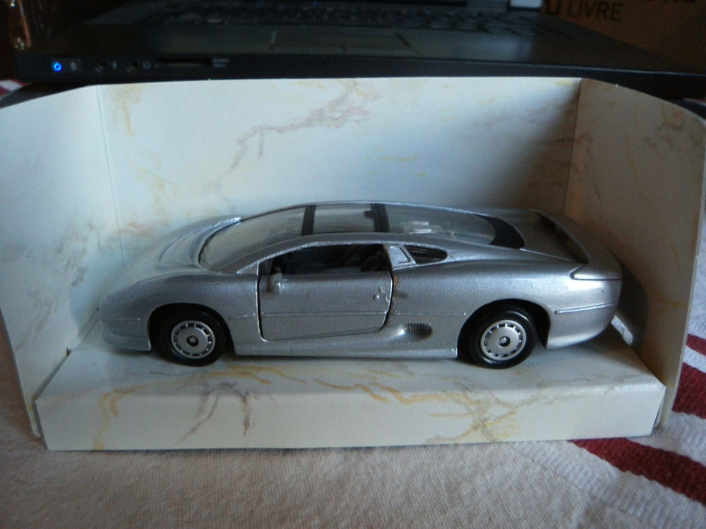 jaguar XJ220 Jeux / jouets