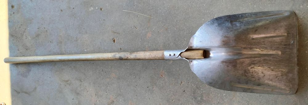Pelle &agrave; neige aluminium Bricolage