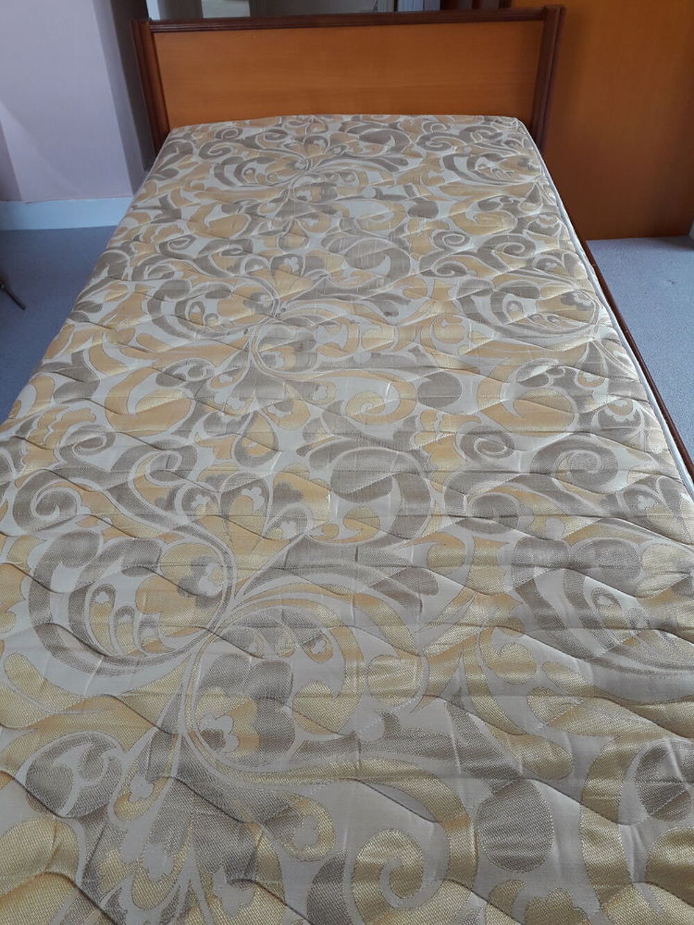 Mobilier pour chambre (lit-armoire-bureau......) Meubles