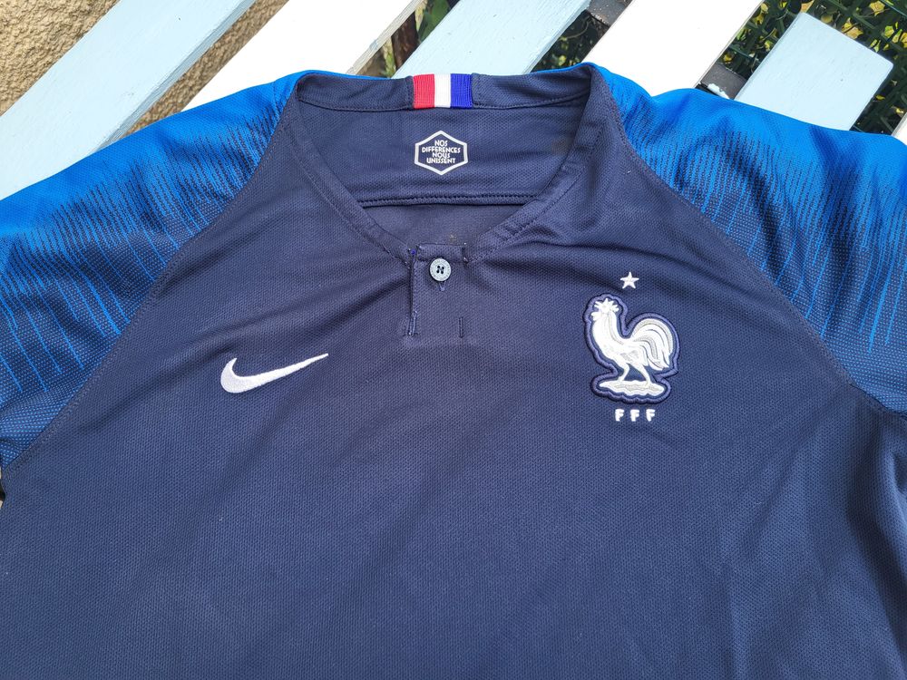 Maillot &Eacute;quipe de France 2018 Nike FFF Dri-FIT Bleu Marine Vêtements