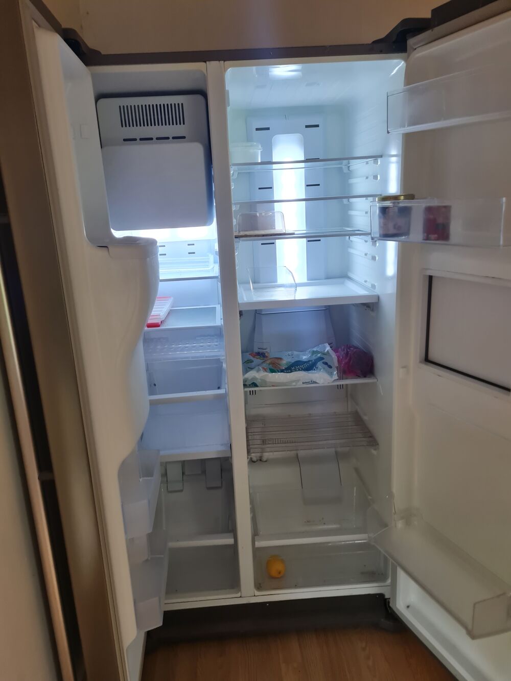 Cong&eacute;lateur/R&eacute;frig&eacute;rateur samsung Electroménager