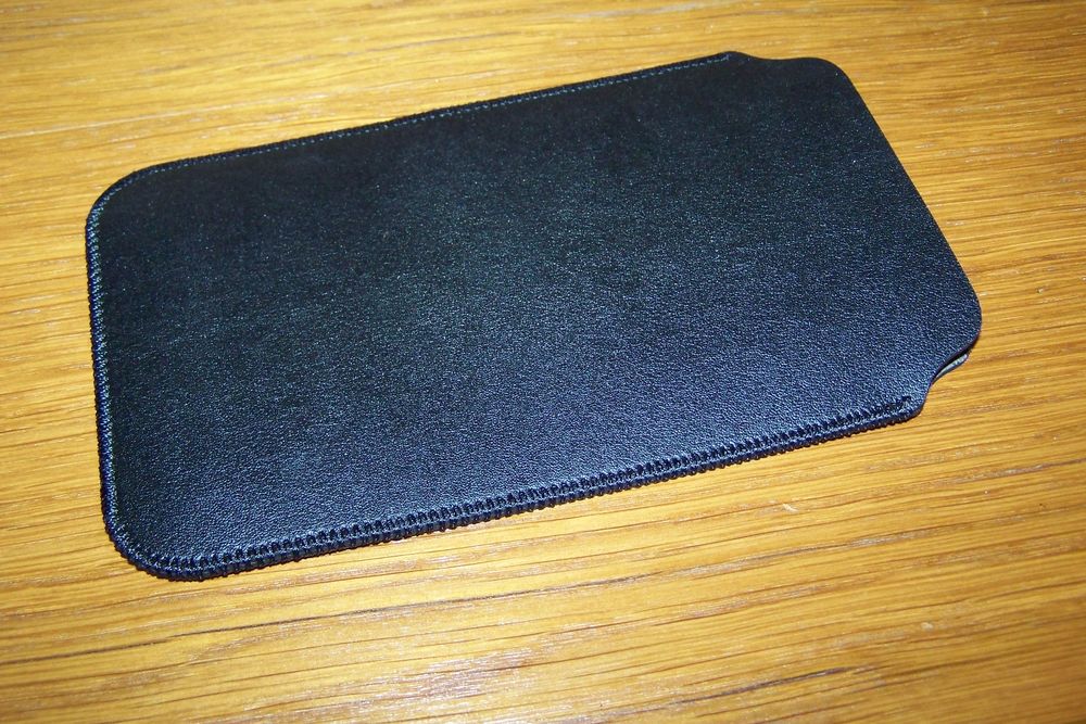 &eacute;tui noir pour t&eacute;l&eacute;phone &eacute;cran 5", NEUF Téléphones et tablettes