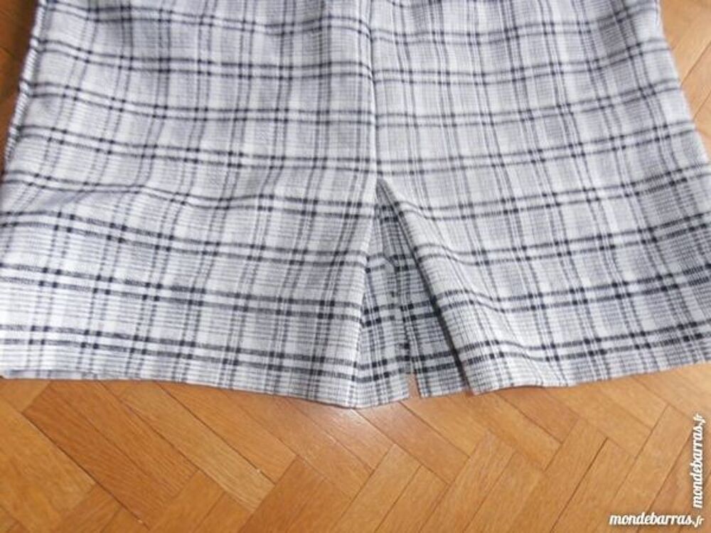 Jupe &agrave; carreaux (50) Vêtements