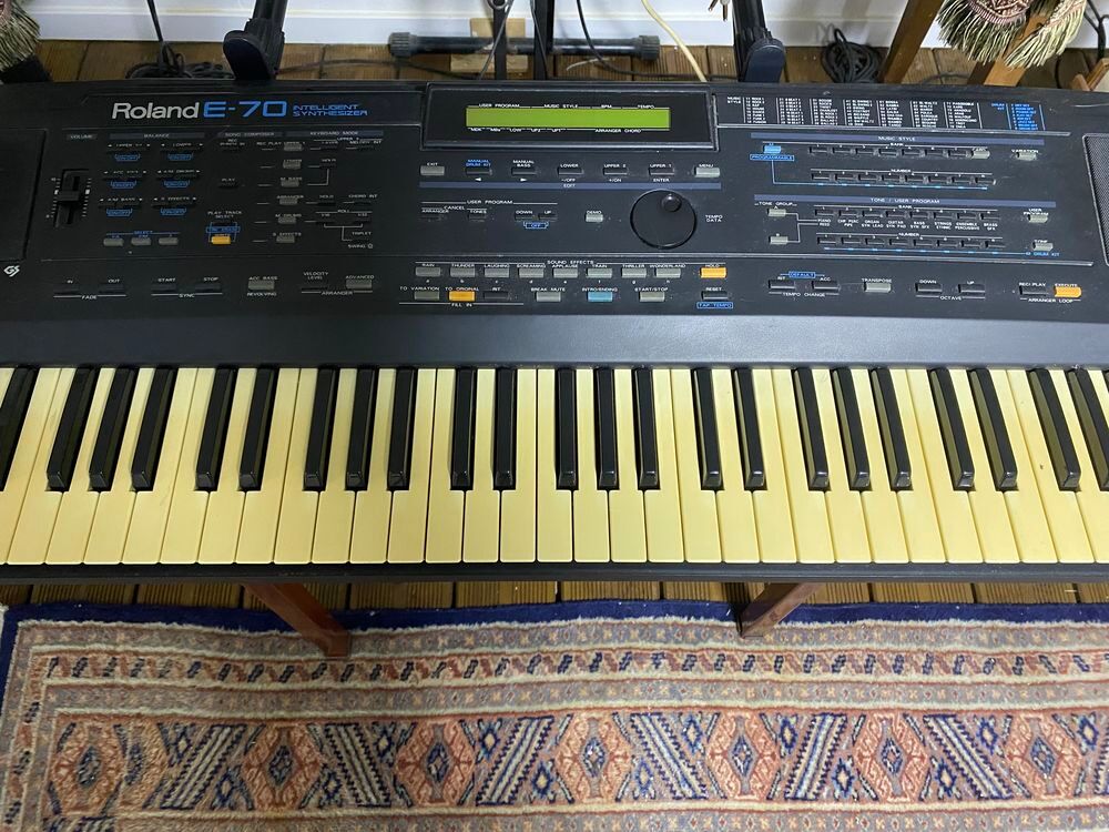 SYNTHETISEUR ROLAND BA90 Instruments de musique