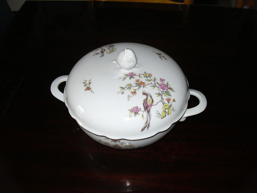 SERVICE VAISSELLE EN PORCELAINE KAHLA Cuisine